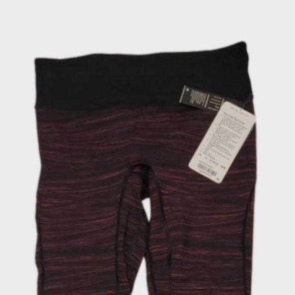 Size 10 - Lululemon Run The Day Crop (17") - Picture 2 of 5